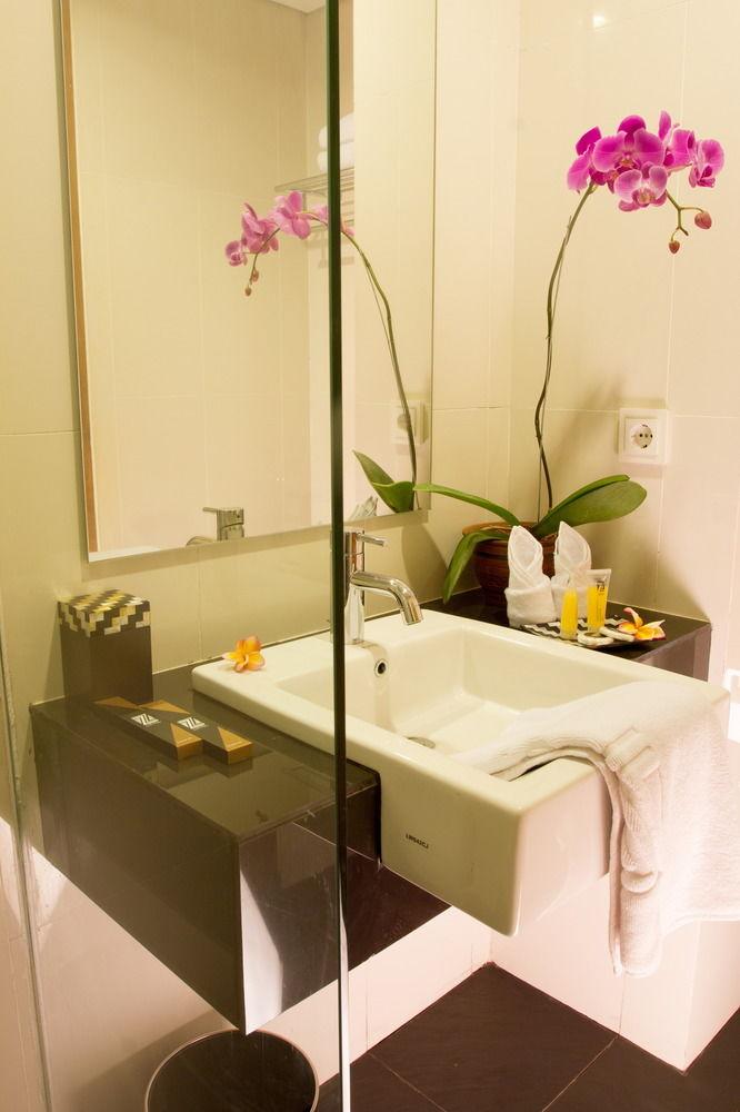 Ping Hotel Семиньяк Экстерьер фото