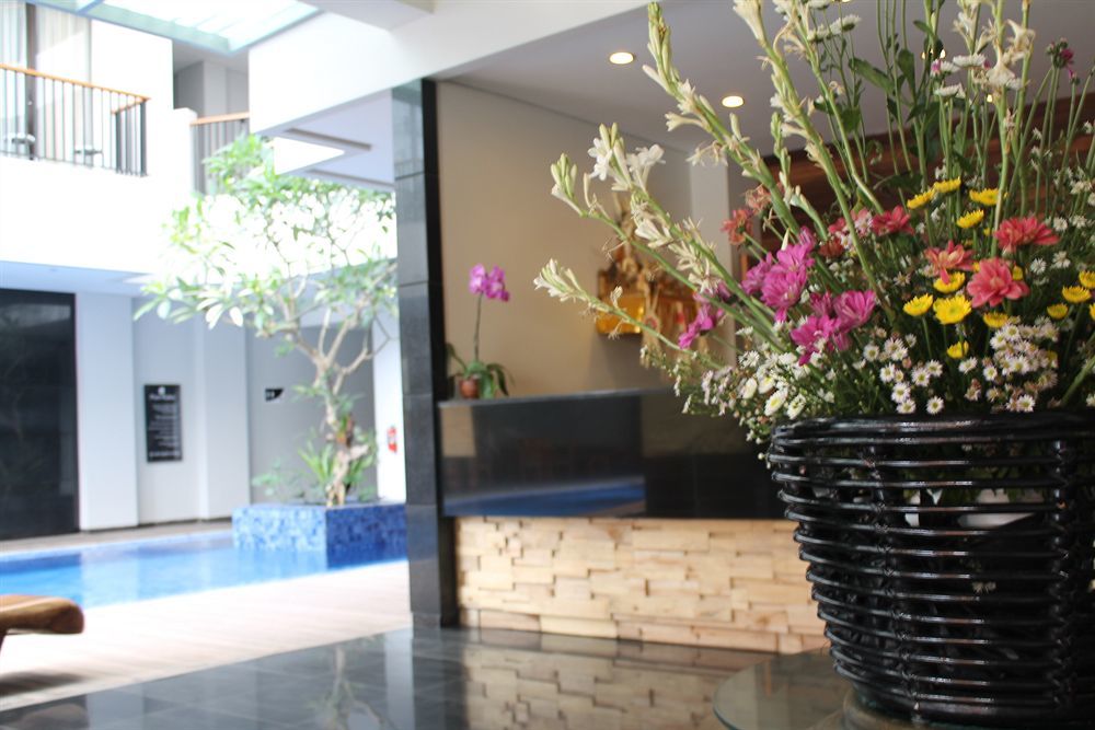 Ping Hotel Семиньяк Экстерьер фото