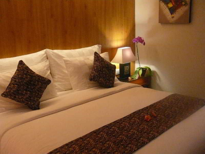 Ping Hotel Семиньяк Экстерьер фото