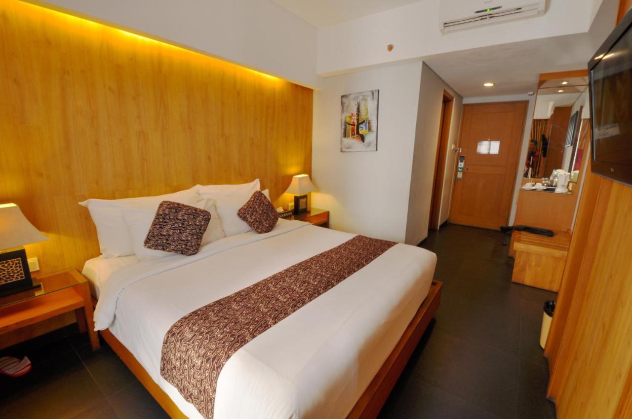Ping Hotel Семиньяк Экстерьер фото